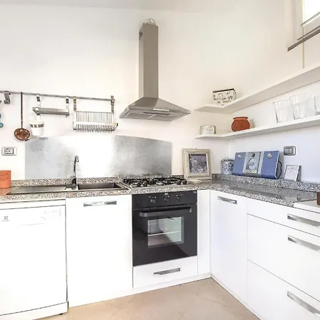 S, Rocco Dimora Tra Ulivi E M, Holiday home *